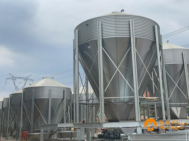1 selected feed silo for poultry and livestock farms